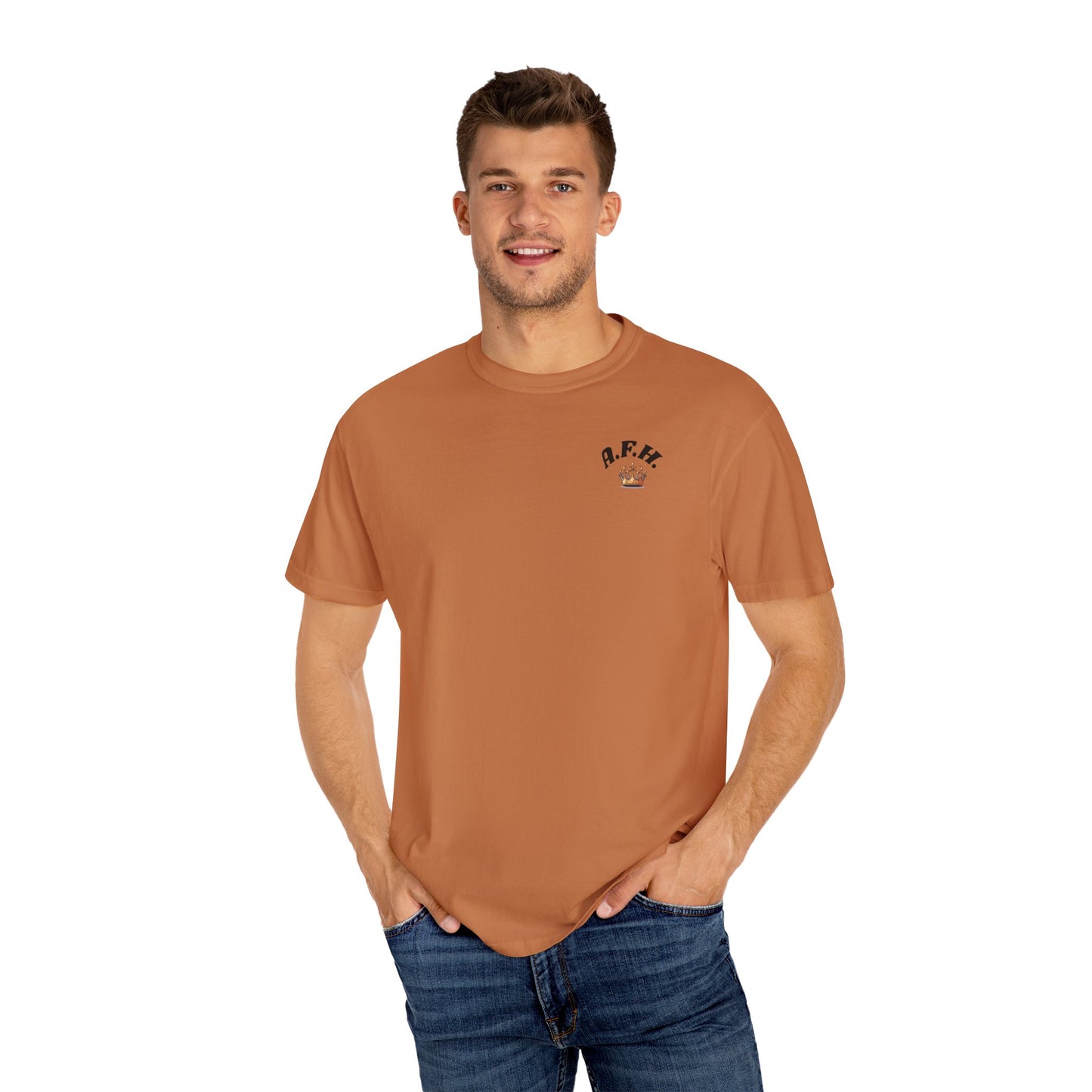 Crown Graphic T-Shirt, Casual Unisex Tee, Vintage Style Shirt, Gifts for Him/Her, Everyday Wear, Unique Statement Top