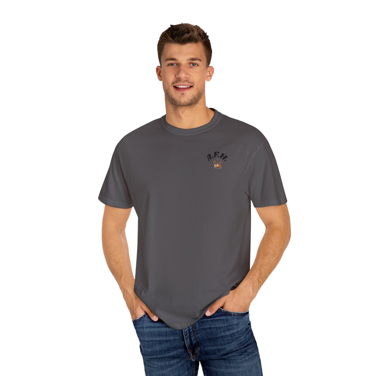 Crown Graphic T-Shirt, Casual Unisex Tee, Vintage Style Shirt, Gifts for Him/Her, Everyday Wear, Unique Statement Top