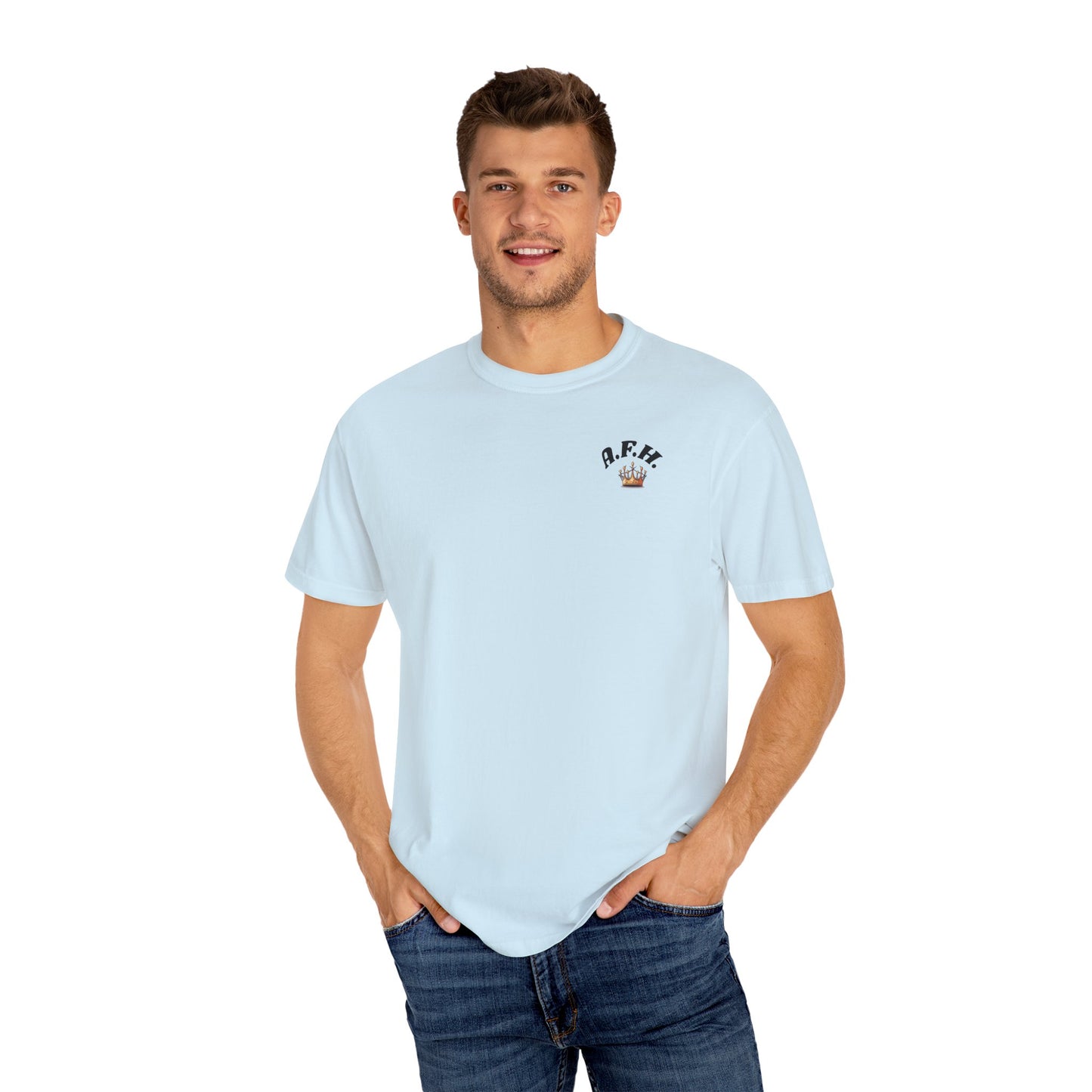 Crown Graphic T-Shirt, Casual Unisex Tee, Vintage Style Shirt, Gifts for Him/Her, Everyday Wear, Unique Statement Top