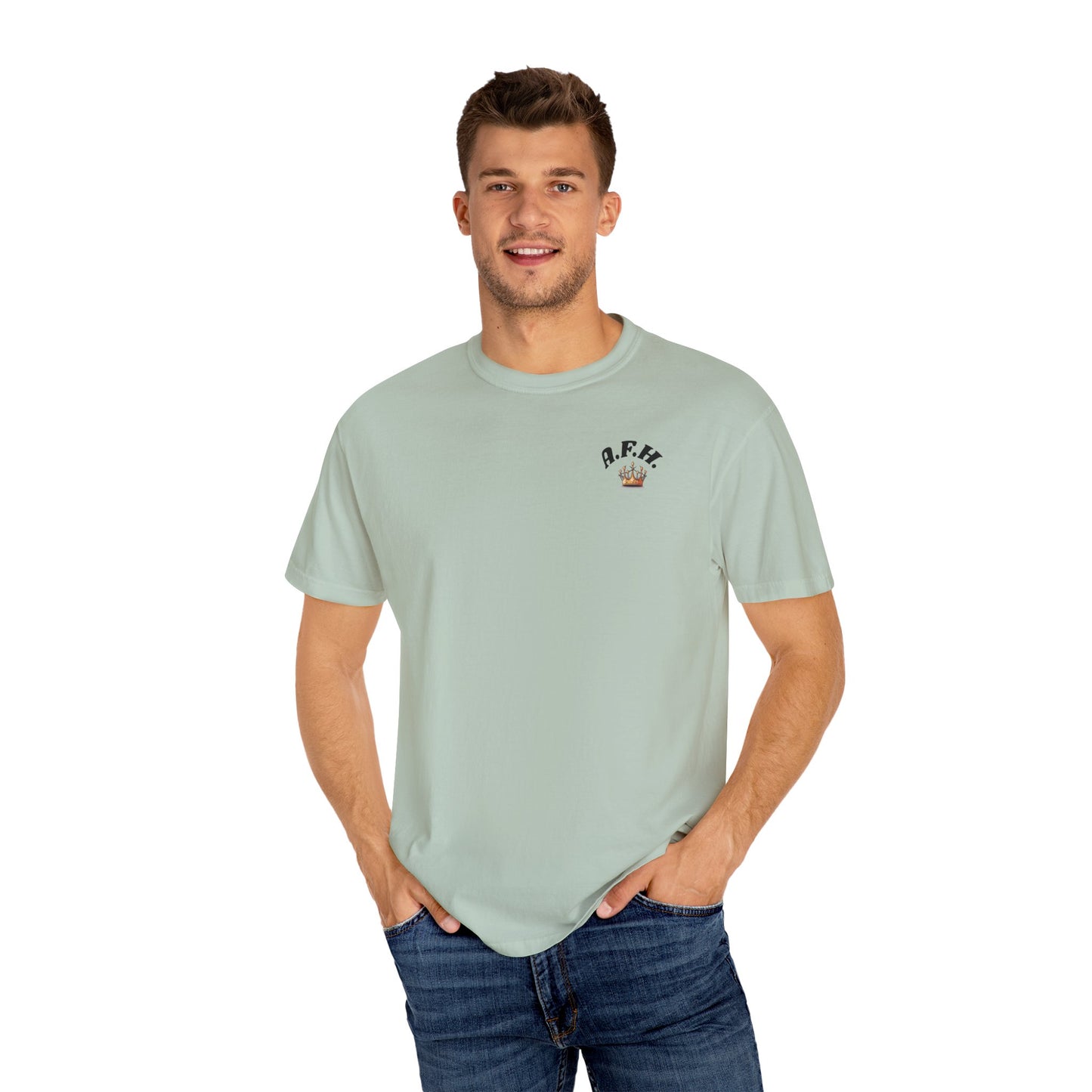 Crown Graphic T-Shirt, Casual Unisex Tee, Vintage Style Shirt, Gifts for Him/Her, Everyday Wear, Unique Statement Top